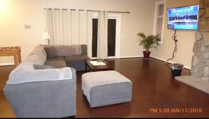 Mansion On The Hill Let 4 Rooms, 5Th Cost Extra Sage Екстериор снимка